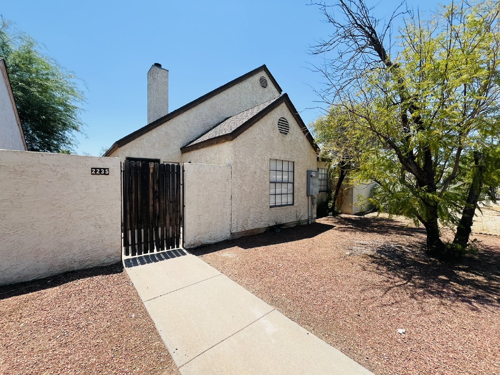 2235 W. Rose Garden Ln. Phoenix, AZ 85027 H & H Management
