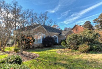 4633 Fairvista Drive , Charlotte,  28269