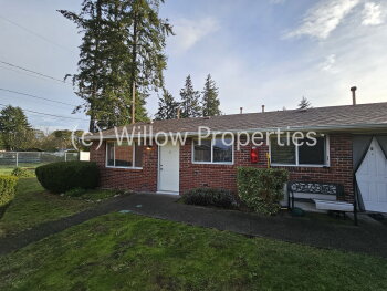 9205 Hipkins Rd SW C , Lakewood,  98498