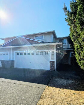 138 167th St E , Spanaway,  98387