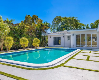 565 Northeast 105th Street , Miami Shores,  33138