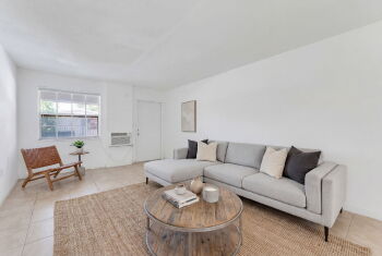 447 NE 125th St #35, North Miami,  33161