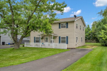 9 Anchor Rd West , Oswego,  60543