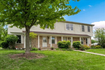 120 Colonial Parkway Unit B, Yorkville,  60560